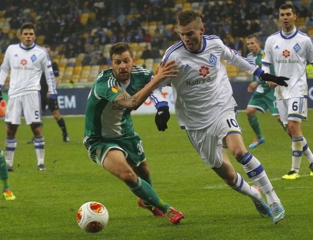 Ukrayna temsilcisi Dinamo Kiev UEFA Avrupa Ligi'nde bir üst tura çıkarken Avusturya temsilcisi Rapid Wien kendi ligine döndü.