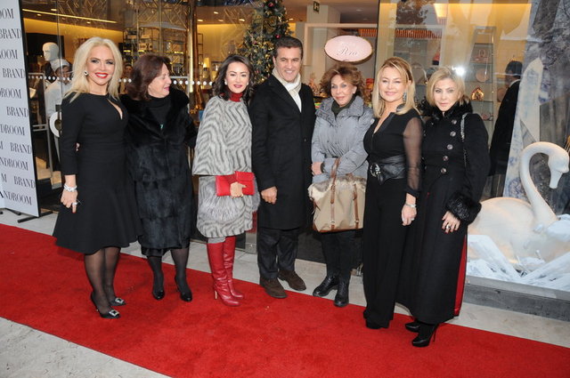 MÜGE SIRMABIYIK, MONİK İPEKEL, FATOŞ SARIGÜL, MUSTAFA SARIGÜL, DEMET SABANCI ÇETİNDOĞAN, FANİ AYSAL