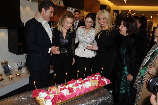 MUSTAFA SARIGÜL, DEMET SABANCI ÇETİNDOĞAN, FERYAL GÜLMAN 