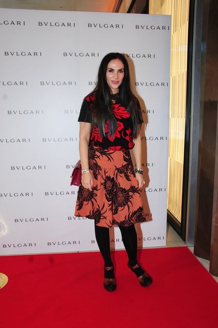 AYŞE KUCUROĞLU