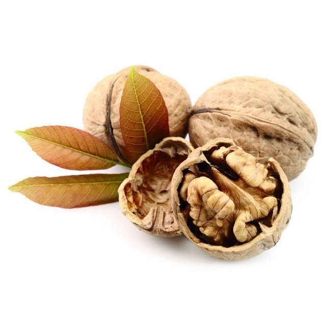 çıkta aldığınız cevizin renginin sarıdan ziyade beyaz olmasına dikkat edin çünkü sararma ya da renginde koyulaşma  küflenme belirtisidir.