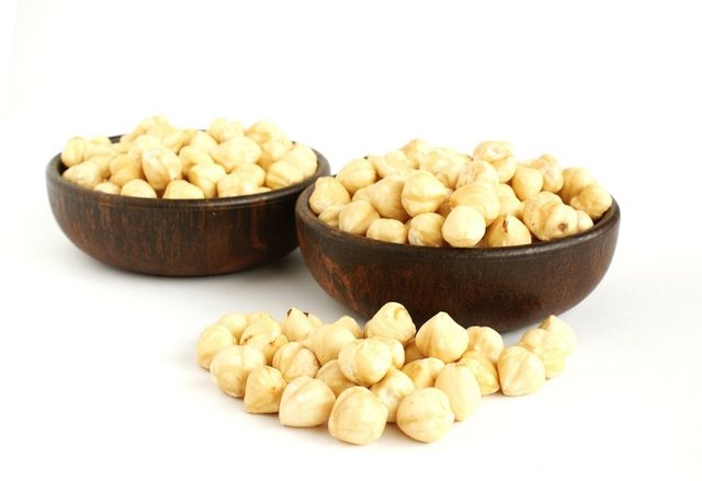 Kalp Damar Cerrahisi Uzmanı Prof Dr. Nezihi Küçükarslan, doymamış yağlar kalbi koruduğunu vurgulayarak,