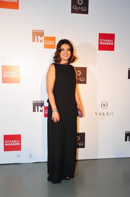 HÜLYA ELTEMUR 