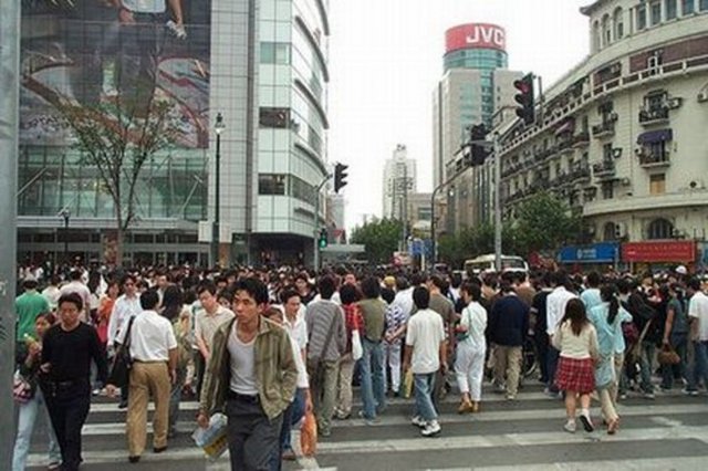 İsviçre, Slovenya, Macaristan, Danimarka, İngiltere nüfusunun yüzde 17'si yaşlı. Türkiye'de ise toplam nüfusun yüzde 7'si (yaklaşık 5,3 milyon kişi) 65 yaş ve üstünde bulunuyor.