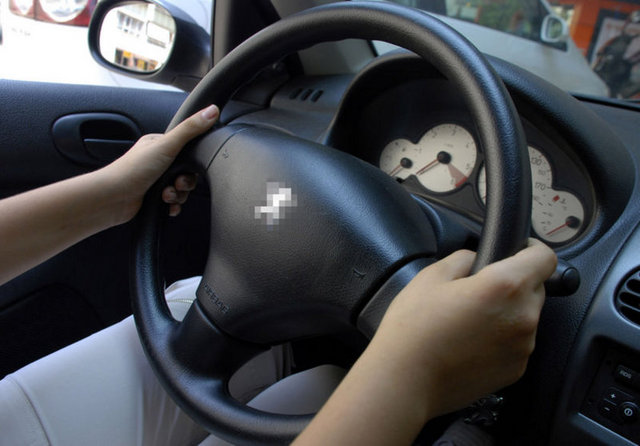 Araçlara özel sıvılar yerine su kullanmak, sudan kaynaklı kireçlenmelere, kireçlenmeler de su kaçaklarına ve hararet problemine yol açar.