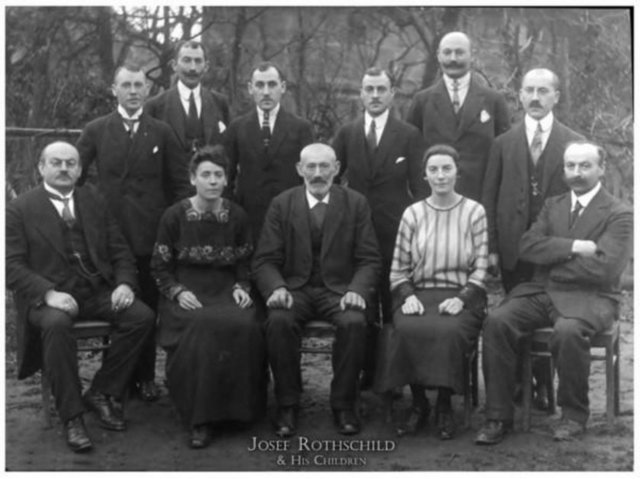 2. Rothschild Ailesi-bugün 350 milyar dolar değerindeki servetleriyle dünyanın en zengin insanları konumundalar.
