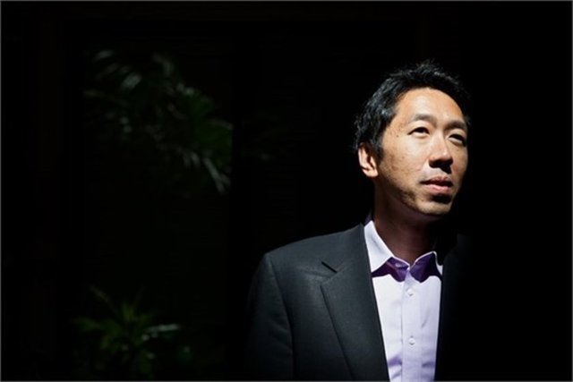 41- Andrew Ng - İnternet üzerinden ücretsiz eğitim ve danışmanlık hizmeti sunan Coursera şirketinin kurucusu. 37 yaşında. -
