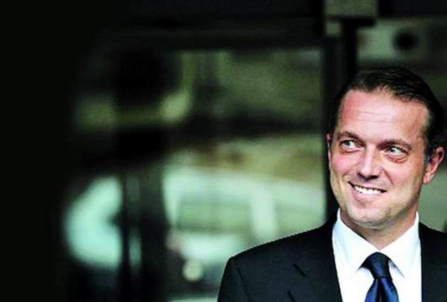3 Temmuz 2003'te TMSF'ye devredilen İmar Bankası, 1.16 milyar TL'lik aktif  büyüklüğüne karşı yanıltıcı bilanço kayıtları ve açılan sahte hesaplarla Türk halkına 5 milyar 933 milyon dolar zarar getirdi.