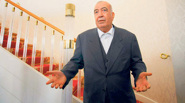Yine el konma gerekçesi Toprak Grubu'na kullandırılan krediler, hakim ortaklara açılan uzun vadeli krediler ve 1998-1999 yıllarına ilişkin kârın fazla gösterilmesi yoluyla, karın dağıtımında hakim ortağa kaynak aktarılması