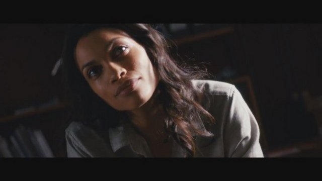 "Trans", "Trainspotting" ve "Mezarını Derin Kaz" ile şahlansa da "Milyoner" Oscar'ı ile daha ünlenen İngiliz Danny Boyle'un biçimci sinemasından nağmeler değerinde.