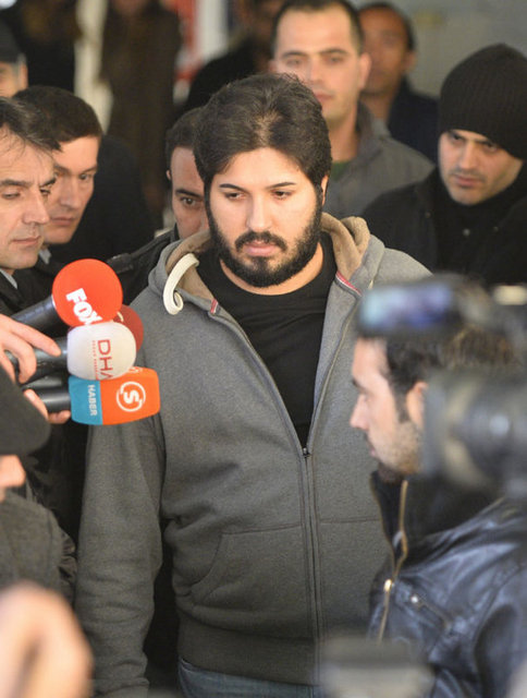 Rüşvet ve Yolsuzluk operasyonu kapsamında ünlü işadamı Reza Zarrab, lüks yalısında gözlatına alındı