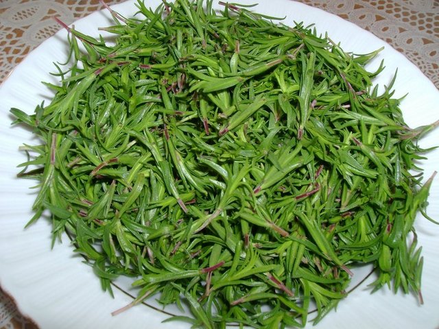 Mesela bazı araştırmalara göre: kekik ve naneyi bol tüketen kadınlarda jinekolojik rahatsızlıklara daha az rastlanıyor.