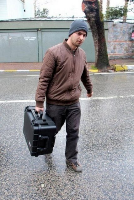 Mali Suçlarla Mücadele Şubesi ve Organize Suçlarla - Mücadele Şubesi'nin yaklaşık 1 yıl - süren teknik ve fiziki takibi sonunda - dün sabaha karşı düğmeye basıldı.