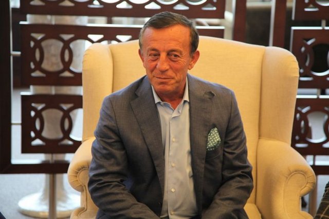 Bu operasyonda da İşadamı Ali Ağaoğlu ile çok sayıda işadamı ile bürokrat gözaltına alındı.