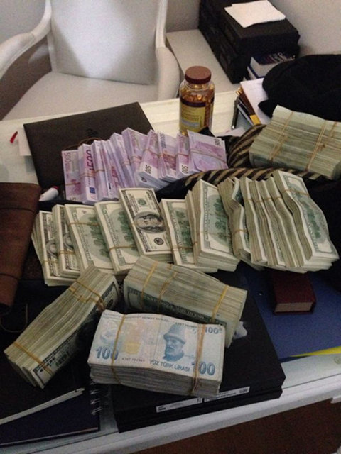 Güler'in oğlu Barış Güler'in dünkü operasyonda evine yapılan baskında kasalardaki paralara el konduğu bildirildi.