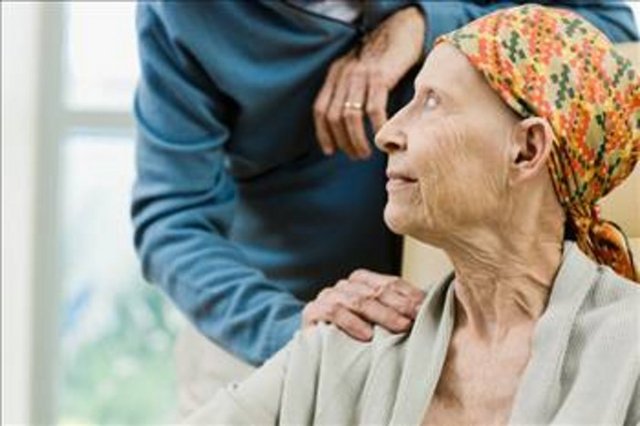 Dünyada 6. en yaygın kanser türü olan yemekborusu kanseri, her yıl yaklaşık 400 bin kişide saptanıyor. Sigara içmek ve alkol kullanımı, en önemli risk faktörleri arasında sayılıyor. -  -