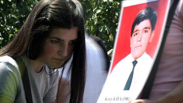 Ülkemizde sağlam temeller üzerine oturmayan eğitim sisteminin yol açtığı cehaletin ne kadar tehlikeli olabileceğini, nabız atışlarımızın yükselmesiyle tekrardan deneyimliyoruz.