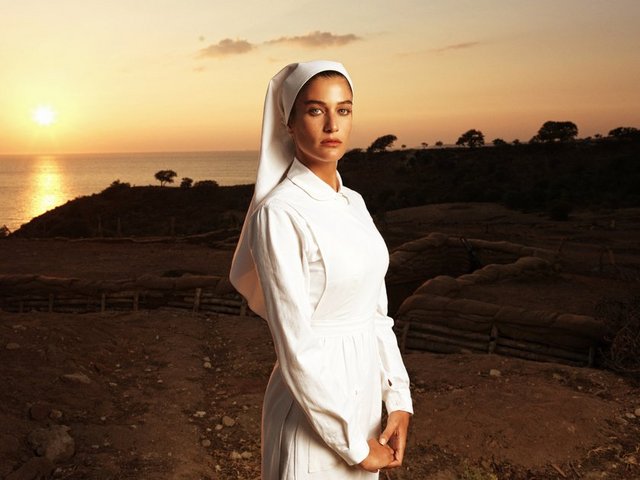 Sinemaskop oranında Digiflame'in görsel efektlerinden tutun bol figüranlı sahnelerin boyutluluğuna kadar birçok konuda sınıfı geçiyor.