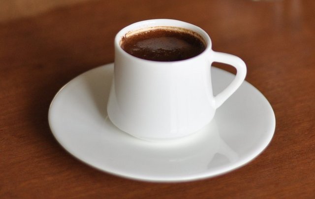 Aşırı yağlanmaları engeller. Karaciğer fonksiyonların üzerinde son derece olumlu etkisi vardır.