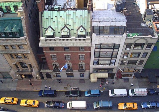 Tony LaMadrid -  - İlaç tedavisi gören birçok şizofreni hastası, 1983 yılında Kaliforniya Üniversitesinde başlatılan bir programa kayıt oldu.