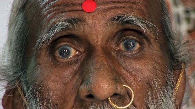 2010'da Jani'nin ünü ülke sınırlarının dışına taşınca bir grup doktor Hindistan'a gelerek yaşlı adam üzerinde inceleme yaptı. 35 doktor, 24 saat gözetim altında tuttukları adamın iki hafta boyunca tek bir lokma yemeyip, tek bir damla içecek tüketmeden hay