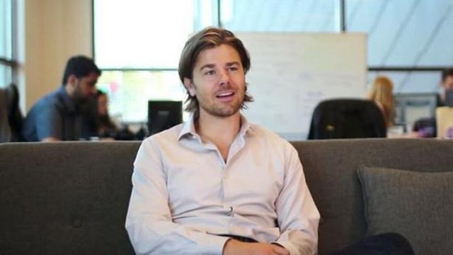 Gravity'nin CEO'su  çalışanlarının en az yıllık 70 bin dolar maaş almasını planlıyor.