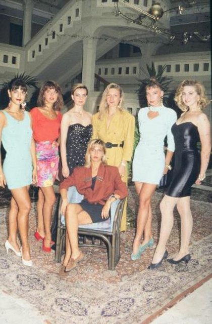 YASEMİN KOŞAL-FİLİZ BAŞTÜZEL-SEMA YUNAK-ÖYKÜ OSMA,ŞEBNEM DİNÇGÖR