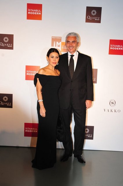 SUZAN SABANCI - HALUK DİNÇER
