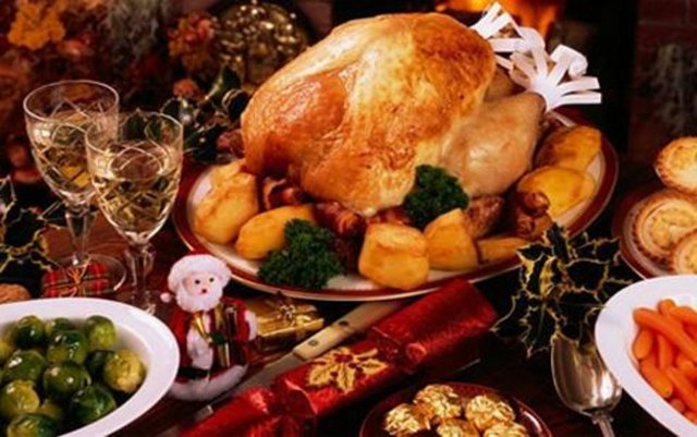 Bolca meyve tüketin ve kendinize 3 litreyi aşkın bir su tüketimi sağlayın.