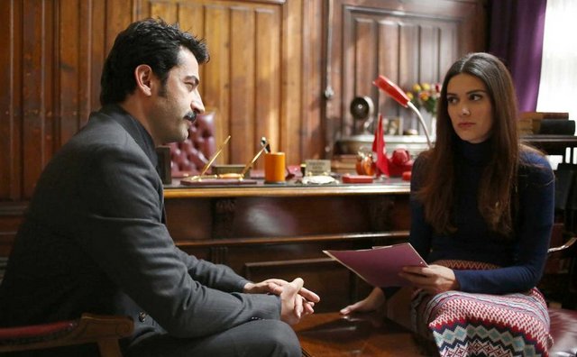 Metin ve role ilişkin kendi yorum ve fikirlerini iletecek.