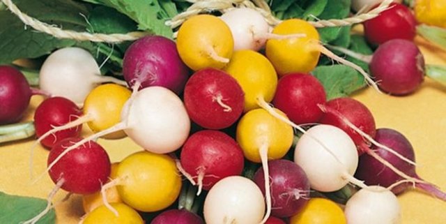 Uslu, izotiyosiyanat adı verilen kimyasal maddenin sebzeler doğrandığında, çiğnendiğinde ve sindirildiğinde ortaya çıktığını anlatarak, şöyle devam etti: