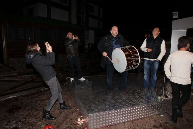 ASLIŞAH, ENDER ALKOÇLAR