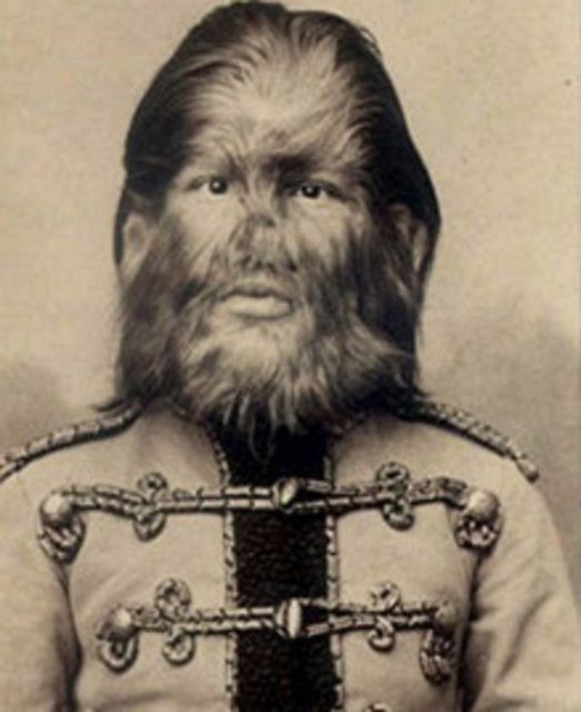 Fedor Jeftichew 1868′de Rusyta'nın St. Petersburg şehrinde dünyaya geldi.