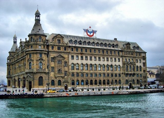 HAYDARPAŞA GARI