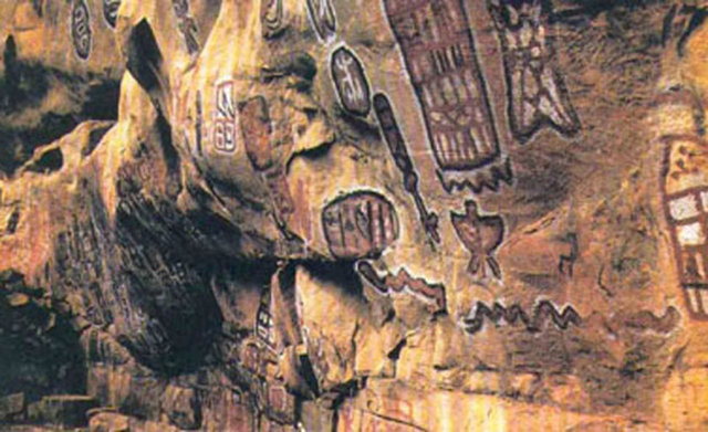 Geminin Dogon ülkesinin güneydoğusuna indiği söyleniyor.