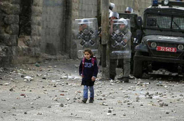 Kurşunların arasında...