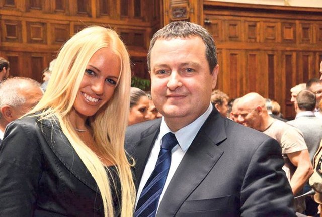 Maja Pavlovic, son zamanlarda Sırbistan'ın en seski politikacısı olarak anılıyor.