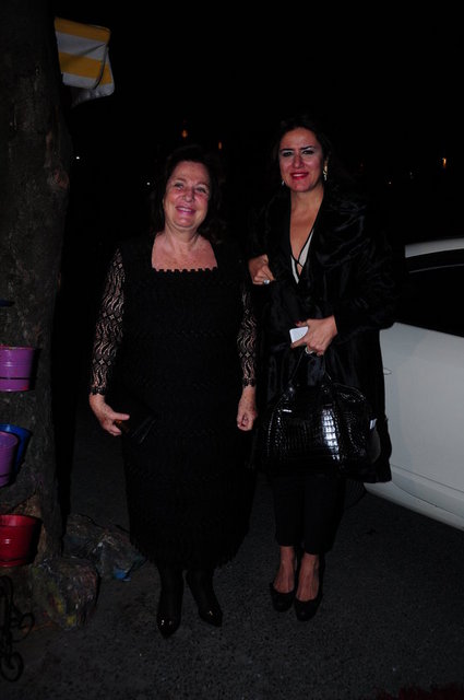 MONİK İPEKEL, ELİF ULUĞ