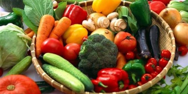 C vitamini ile brokoli, bağışıklık sisteminin enfeksiyonlara karşı korunmasını sağlar.