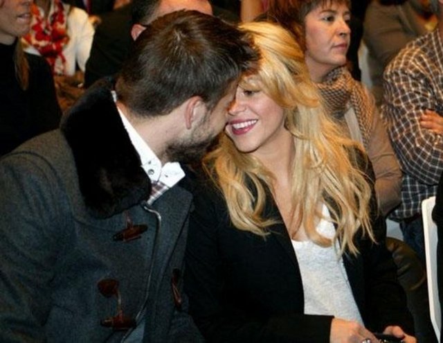 Shakira, kariyerinde elde ettiği başarıya da 'yavaş yavaş' ulaştığını söyledi.