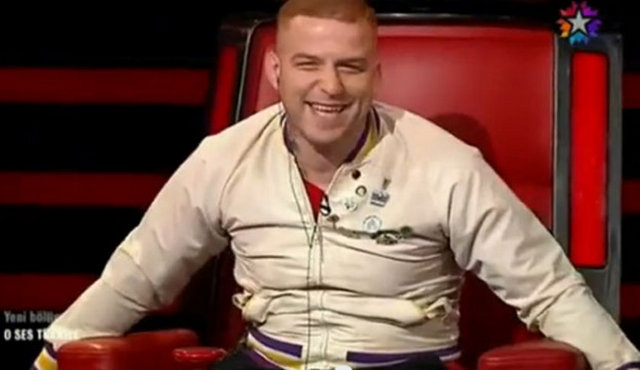 Evet ben Müslümanım ve dinimi yaşayabildiğim kadar yaşamaya çalışıyorum..."