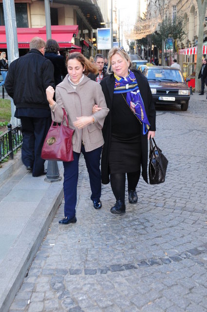 AYŞECAN ÖZYEĞİN OKTAY, AYŞEN ÖZYEĞİN