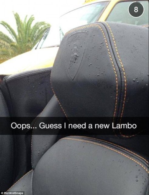 "Opss.. Sanırım yeni bir Lamborghini almam lazım" (lüks arabasının koltuk döşemesi aşınan gencin paylaşımı)