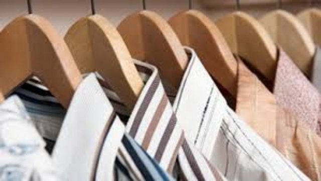 Ütüye öncelikle az ısı gerektiren çamaşırlardan başlayın