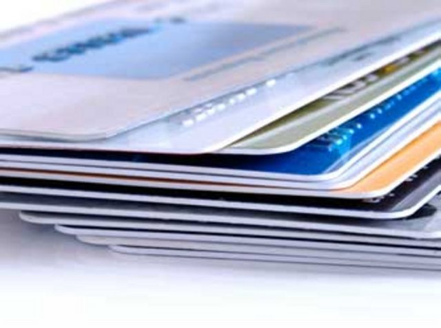 Eğer ödemelerinizi zamanında yapamıyor veya ödemede zorlanıyorsanız, kart taksitlendirme sayesinde borcunuzu sorun yaşamadan daha rahat bir şekilde ödeyebüirsiniz. Bunun için de size belirli bir ödeme planı oluşturulacaktır . -