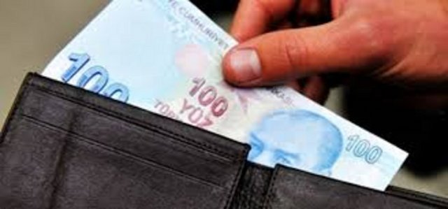 Küçük bir not defterine (bilgisayar ve telefona da yazabilirsiniz) her türlü - harcamalannızı detaylıca yazın...