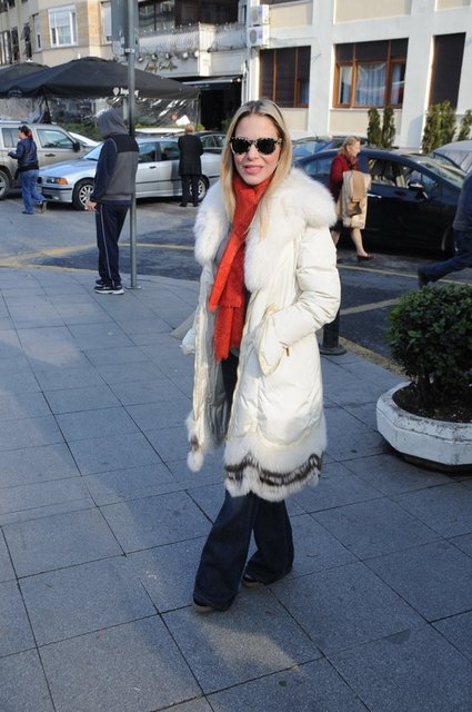 ASLI ÜSTÜNKAYA