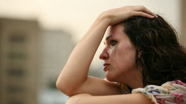 Öyle kırgınsınız ki nefretinizi bastıramıyorsunuz. Bir şekilde hayatınızın onsuz daha iyi olduğunu ona göstermek istiyorsunuz.Sakın yanlış bir adım atmayın çünkü öfke sizi ele geçirmiş durumda. Eğer kıymetiniz bilinmediyse bitmesi isabet olmuştur,değil mi