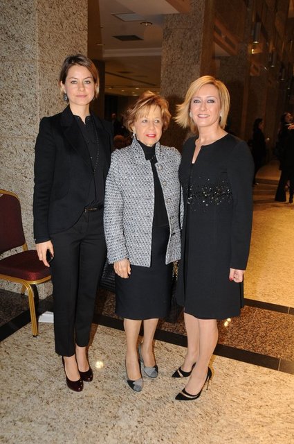 REYHAN, TÜLİN, REVNA DEMİRÖREN