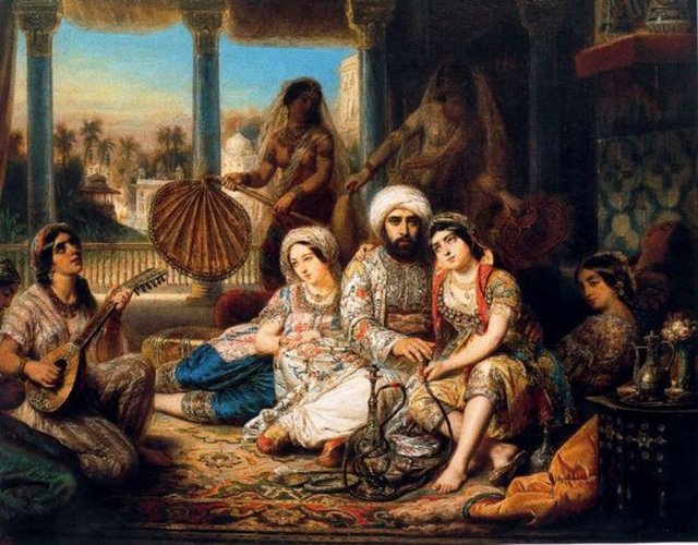 Topkapı'da Harem'in bulunduğu duvarlara Arapça yazılmış olan yazılar uzun süre padişahlar tarafından carieyelere yazılmış şiirler olarak tanıtıldı.